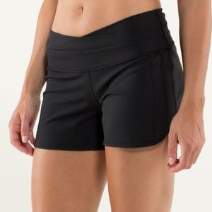 Lululemon Astro Short Size 6